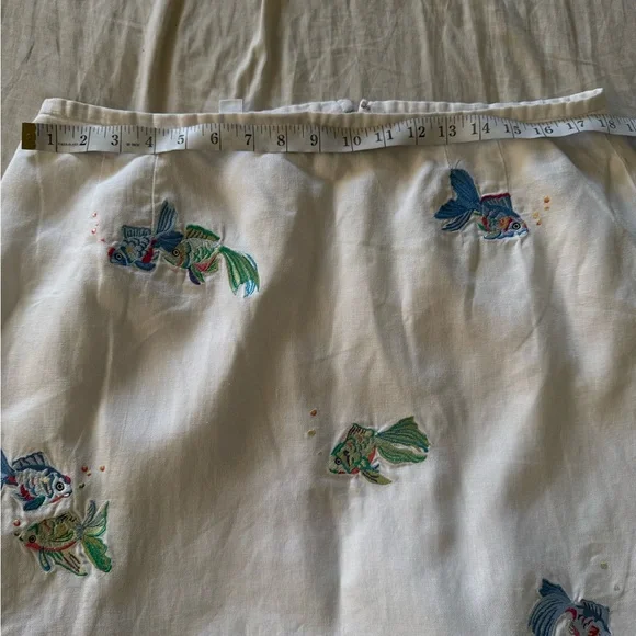 Talbots White Skirt with Colorful Fish Embroidery - Picture 9 of 9